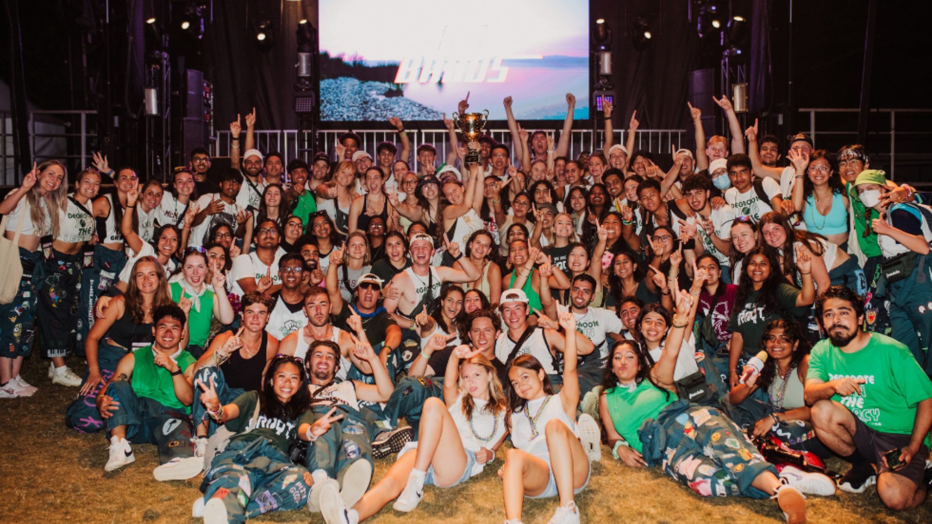 DeGroote GreenSuits student volunteers gather for a celebratory photo at welcome week, showcasing their enthusiasm.