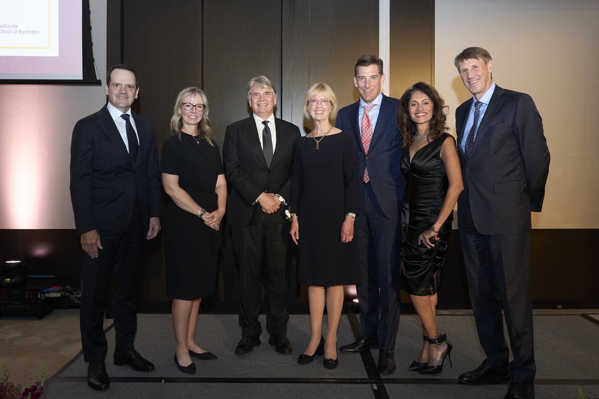  Past Wayne C. Fox Distinguished Alumni Award recipients (from left to right): Marco Marrone, BCom ’80 MBA ‘86 (2010); Claire Gillies, MBA ’01 (2021); David Feather, MBA ‘89 (2007); Jane Peverett, BCom ’80 (2024); Quentin Broad, MBA ’88 (2020); Indrani Butany, MBA ’00 (2023); and David Williamson, BCom ’83 (2012).