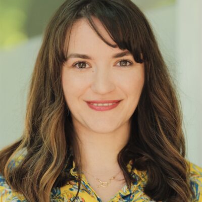 Headshot of Cansu Ekmekcioglu, smiling.