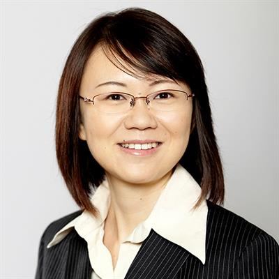 Headshot of Hongjin Zhu, smiling.