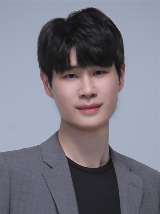 Headshot of Sang Hwa Kim