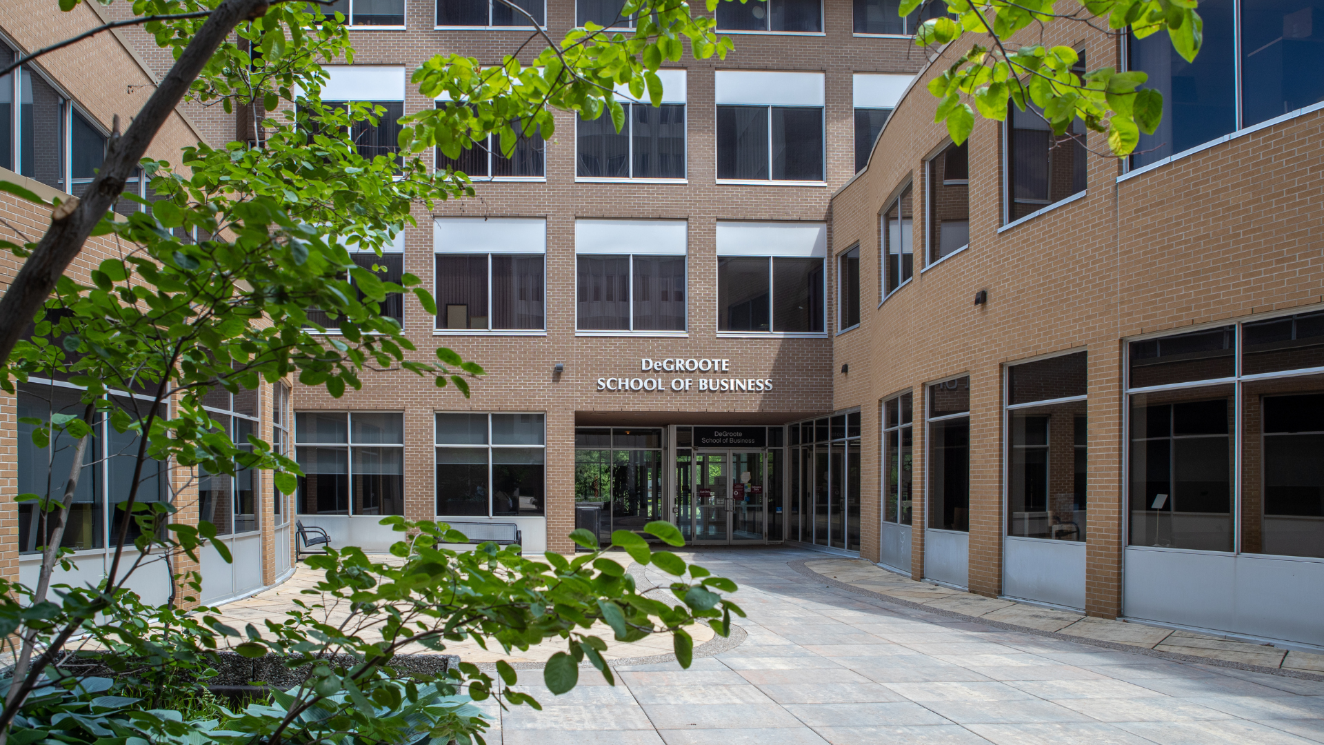 DeGroote announces new Research Partnerships Advisory Committee